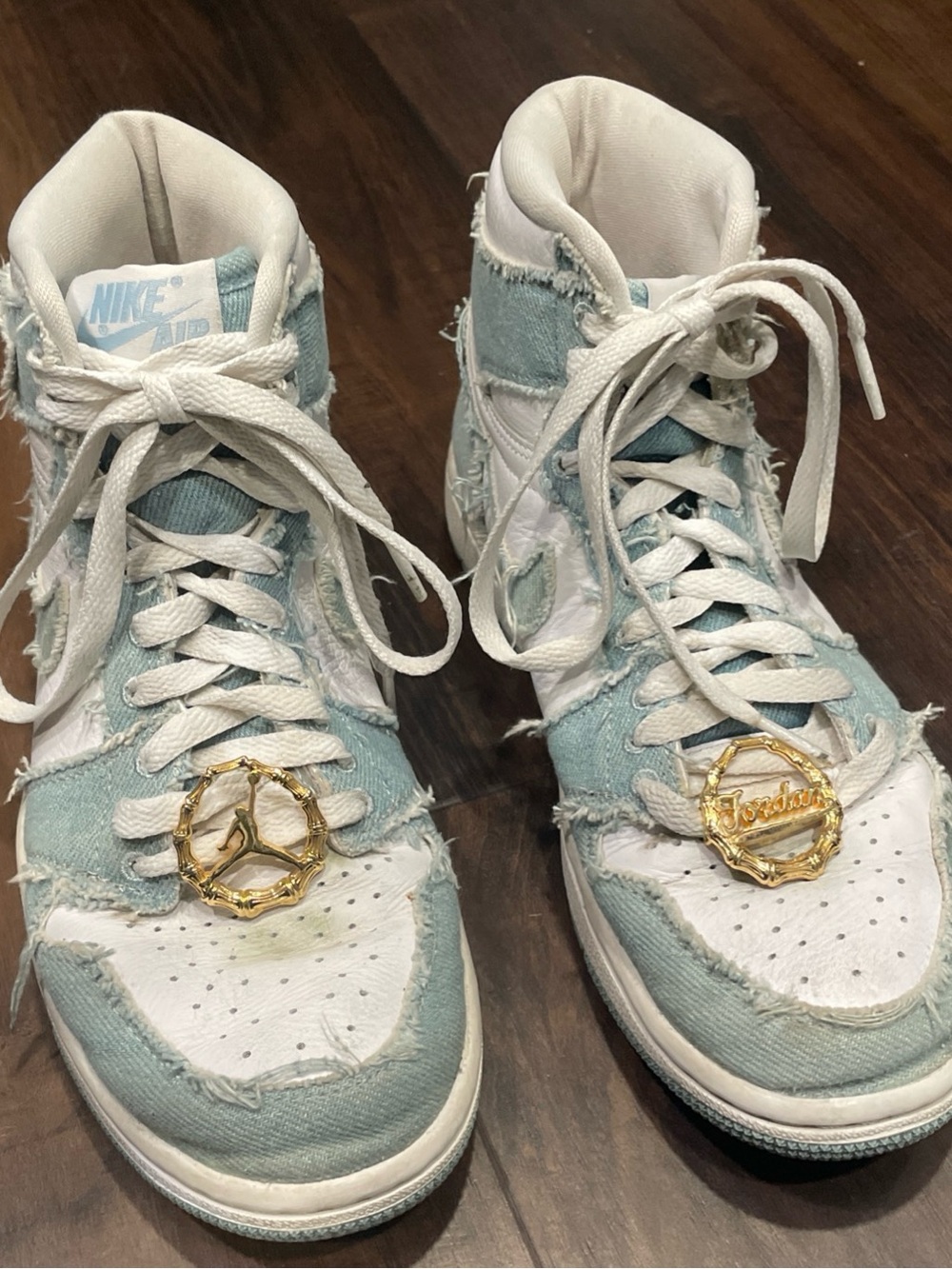 Nike Air Jordan 1 High top OG Denim 2022 White Blue
Size 7